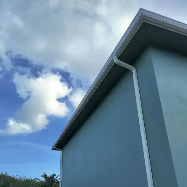 Seamless gutter installation by Heavy Metal Gutters — project 6